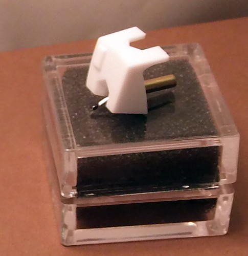Needle stylus for - needle,